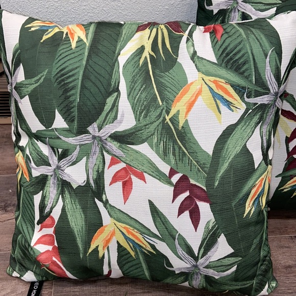 Rodeo Home floral banana leaf pillows - Picture 2 of 4